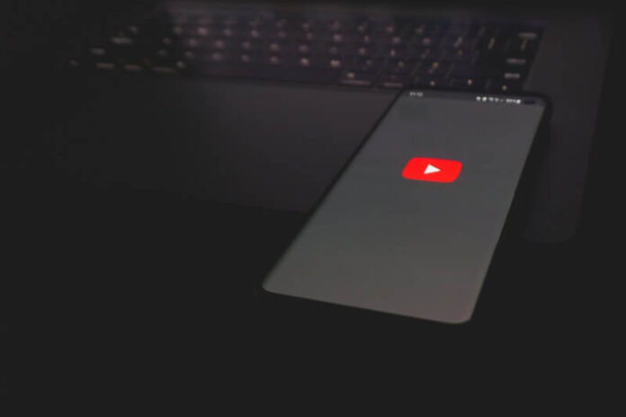 How-to-Fix-YouTube-App-Black-Screen-Issue-on-Android-or-iPhone
