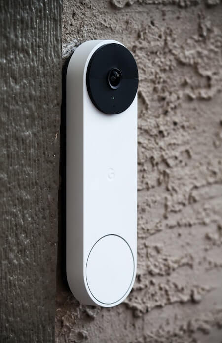 How-to-Watch-Nest-Cam-or-Doorbell-Videos-on-TV-Stream-Them-Live-using-Google-Chromecast-Device