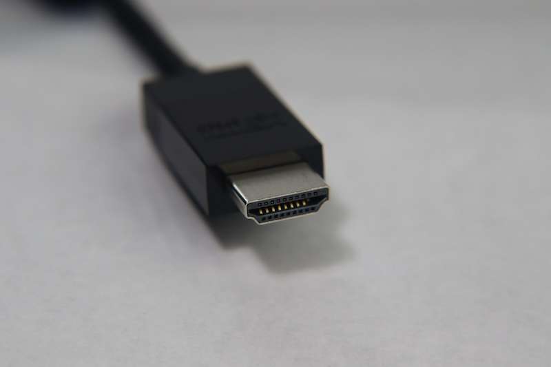 Inspect-the-HDMI-Cables